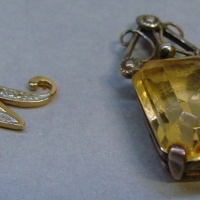 2 x items - 9ct ygold ''M'' pendant set with tiny dias & vintage citrine pendant - Sold for $56 - 2017