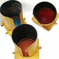 Set of 3 Vintage yellow traffic lights - Sold for $112 - 2017