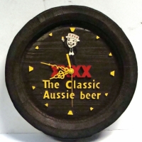Vintage faux barrel end 'XXXX' advertising wall clock - Sold for $37 - 2017