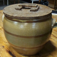 Large vintage Australian earthenware pottery crock with wooden lid - Sold for $56 - 2017