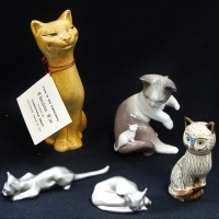 Small group lot cat figurines incl Lladro, Selangor Pewter, Gray's Pottery, etc - Sold for $62 - 2017