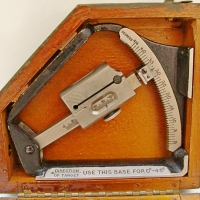 Boxed 1941 WW2 Mk VI Inclinometer by Nobelt & Forrest - Sold for $112 - 2017