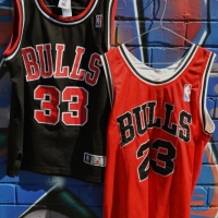 2 x Vintage c1990's Spalding CHICAGO BULLS Basketball Jerseys - 33 SCOTTY PIPPEN & 23 w Chicago to back - Sold for $35 - 2017