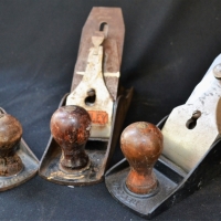 3 x British made Stanley & record smoothing planes #4 12 & #4 - Sold for $35 - 2017