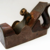 c1880 Rosewood Infill smoothing plane with original blade by Mathieson Glasgow - Sold for $99 - 2017