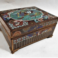 C1900 Japanese Cloisonn box with chrysanthemum decoration to base & Legendary bird Oh-Ho on the lid - gilt interior - Sold for $373 - 2018