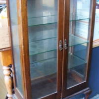 1940s 3 Shelf display cabinet with Glass side & doors - Sold for $87 - 2018