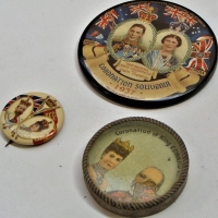 3 x Pieces - Vintage CORONATION Items - small 1937 George VI & Elizabeth Mirror, Lovely Glass topped handheld Game PUT THE CROWN ON THE KING + Badge - Sold for $43 - 2018