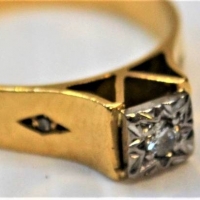 Ladies 18ct ygold solitaire diamond ring - high shoulder, illusion setting, approx 064 ct approx 34 grms - Sold for $186 - 2018