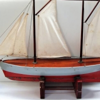 Large Vintage twin masted  gaff rigged pond yacht with weighted keel - Sold for $99 - 2018