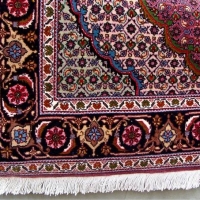 Woolen Persian rug finely woven wool 160 by 100 cm hand-woven - Sold for $348 - 2018