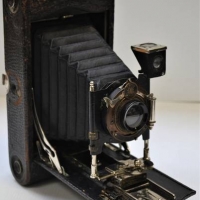 Vintage 1920s  KODAK Camera - Model C, Number 3-A Folding Pocket Kodak - Sold for $75 - 2018