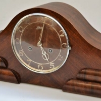 c1940s walnut veneer Schatz, German made mantel clock with key and pendulum - Sold for $37 - 2018