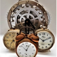 Small group lot assorted alarm clocks incl Flash by Ansonia, Wehrle, etc - Sold for $25 - 2018