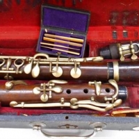 Vintage cased wooden French clarinet - Sold for $56 - 2018