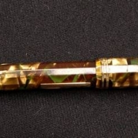 1930s Eversharp Fountain pen with Marbled green body - Sold for $31 - 2018