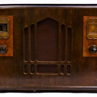 19334 Australian Raycophone Reflex 5 154PE Ch 54PE Valve radio in wooden case - Sold for $186 - 2018