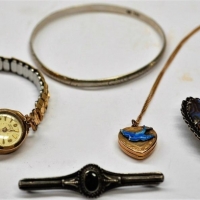 Group lot vintage jewellery - 9ct lined Bluebird heart locket on 9ct chain, 9ct cased cocktail watch, oval silver paua brooch, silver bangle and brooc - Sold for $37 - 2018