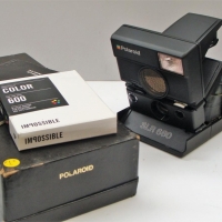 Polaroid SLR 680 Auto Focus Instant Camera & Film Boxed - Sold for $37 - 2018