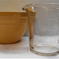 2 x items Glass measuring jug and Australian pottery mixing bowl by Hoffman - Sold for $27 - 2018