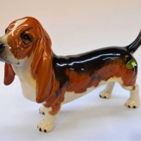 Vintage Beswick Bassett Hound figurine - 21cm long - Sold for $50 - 2018