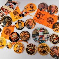 Small box lot assorted VFL  AFL merchandise and memorabilia incl c1980's Richmond Tigers Football Club membership cards and badges, c1995 St Kilda Foo - Sold for $68 - 2018