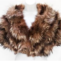 Vintage Arctic fox shoulder fur cape - Sold for $37 - 2018