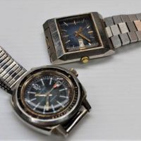 2 x Vintage Mens watches - chunky Airain Automatic divers watch and chunky square 1970s Seiko Automatic - Sold for $31 - 2018