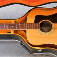 1970s Suzuki BW180 Acoustic steel string Dreadnought Guitar with hard case - Sold for $161 - 2018