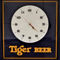 Vintage 'Tiger Beer' advertising clock - Sold for $37 - 2018