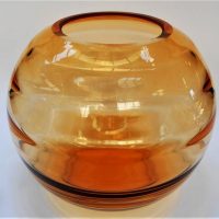 Art Deco Whitefriars Honey ball vase - 18cm tall - Sold for $50 - 2018