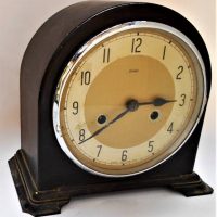 1950s Brown Bakelite Mantel clock by Enfield England - Sold for $62 - 2019
