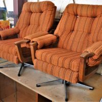 Pair of retro swivel armchairs with orange knitted upholstery - Sold for $37 - 2019