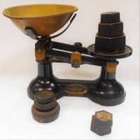 Antique cast iron Viking scales including set of octagonal weights - Sold for $68 - 2019