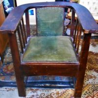 Vintage hardwood Arts and Crafts tub chair - Sold for $37 - 2019