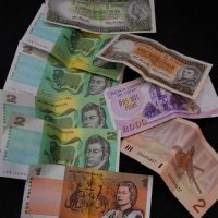 Group of Paper notes including 4 consecutive Fraser Swanston $2 notes, Cooms Fraser 10 shilling note etc - Sold for $93 - 2019