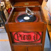 Group lot - c1900 Playola Upright wind up console Gramophone and 78rpm records - Sold for $149 - 2019