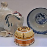 Small group lot English and other pretty china incl Wedgwood paperweight, Tiffany and Co advertising bowl and Elizabeth Arden elephant lidded canister - Sold for $68 - 2019