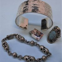 Small lot - Modern JEWLLERY - Tiffany Style Cuff bangle w Engraved text to top, marked SILVER Bracelet w pierce work, Murano Glass Pendant marked to b - Sold for $43 - 2019