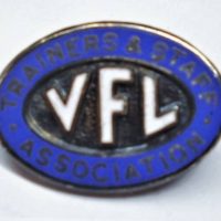 Vintage VFL Collingwood Football Club 'Trainers & Staff Association' badge - Sold for $124 - 2019