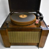 194050's HMV valve record player with wooden case - Sold for $50 - 2019