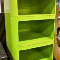 Mid-Century Modern green plastic square mobile shelving unit - approx 715cm tall - Sold for $97 - 2019
