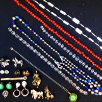 Small box lot - ladies vintage and other costume jewellery inc, white glass necklace, red beaded necklace, pretty brooches, assorted earrings, etc - Sold for $37 - 2019