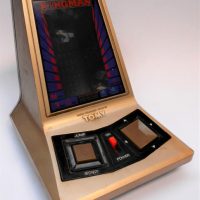 c1980's TOMY 'Kingman' table top arcade game - made in Japan - with battery cover - Sold for $37 - 2019