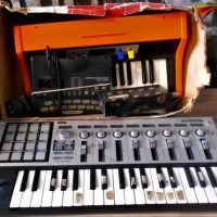 3 x pieces vintage musical instruments incl Korg Midi keyboard, Zoom Rhythm Trak, etc - Sold for $43 - 2019
