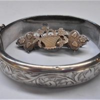 2 x pces Ladies silver jewellery - hallmarked Floral shaped bar Brooch (Bham 1895) & chaste hollow bangle - Sold for $37 - 2019