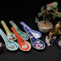 Small box lot - Oriental items inc, Cloisonn trinket box and miniature tea-pots, Mudmen figurines, miniature Moriage Satsuma tea-cup, saucer and jug,  - Sold for $56 - 2019