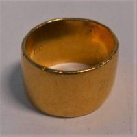 Small wide vintage hallmarked  22ct ygold Band - TW67 grms - Sold for $335 - 2019