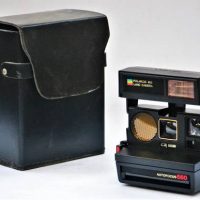 Cased Vintage POLAROID AUTOFOCUS 660 Model Instant CAMERA - w Instructions, good orig cond - Sold for $37 - 2019