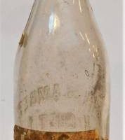 Early 1900's Australian Smith and Lambert Highett Railway Station Moorabbin glass bottle with paper label - Smith Tomato Sauce Cheltenham - Sold for $31 - 2019